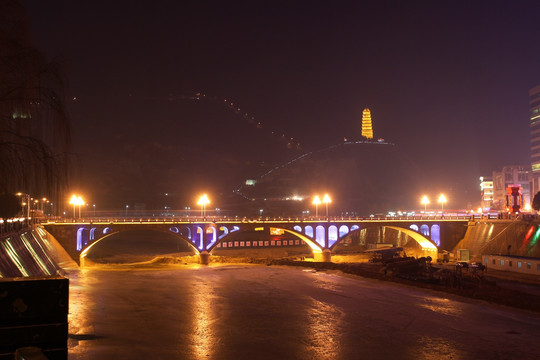 延安夜景 宝塔山