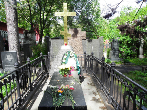 俄罗斯著名作家果戈理之墓