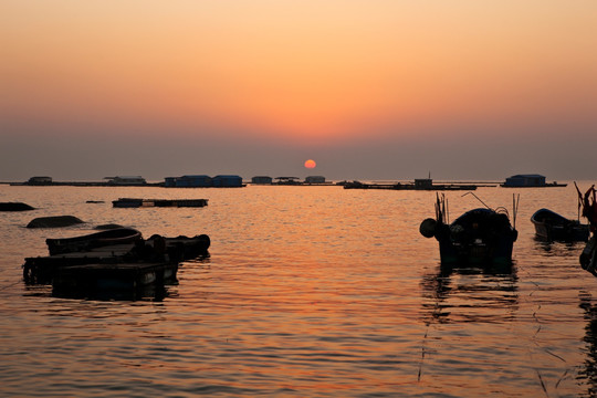 夕阳 海 海滩 船