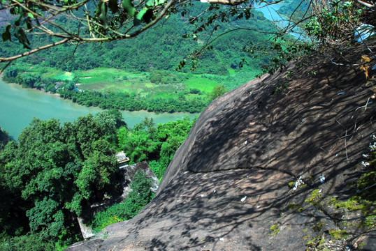 山景与河景