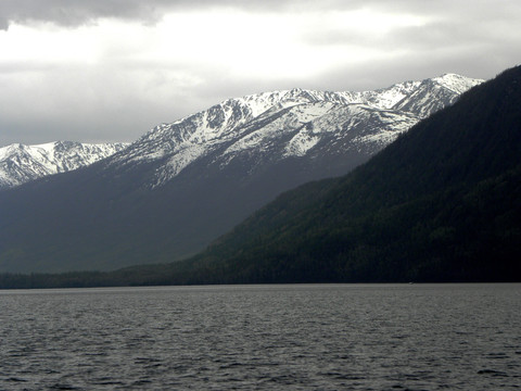 高山湖泊