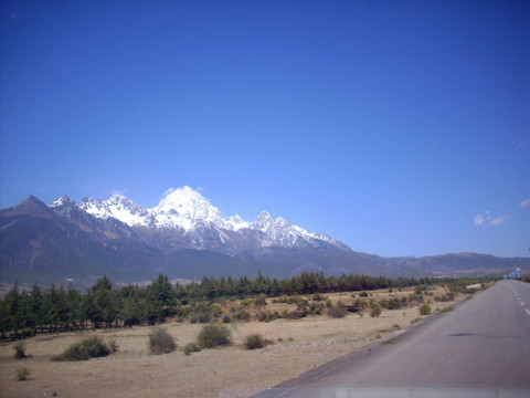 玉龙雪山风光