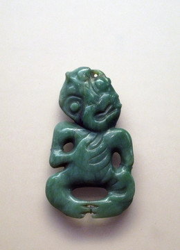 人形項(xiàng)飾