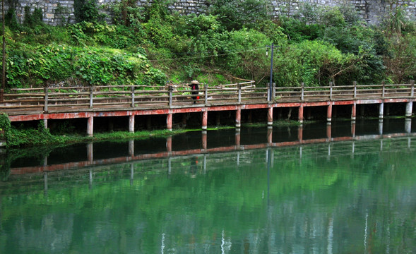 浣洗  凤凰古城