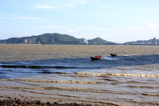 海边 游艇 快艇