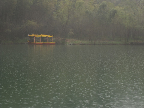 雨中琅琊山醉翁潭