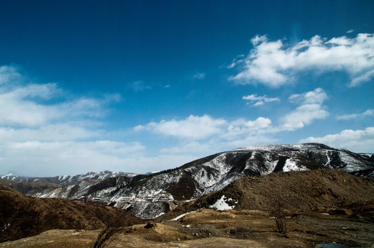 若尔盖雪山