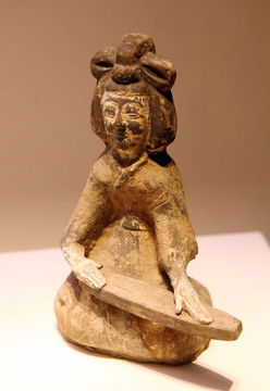 三国时期乐舞陶俑