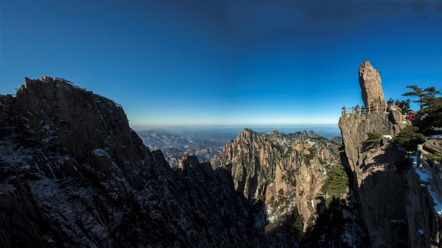 黄山飞来石 飞来石景点 黄山风光（高清大画幅）