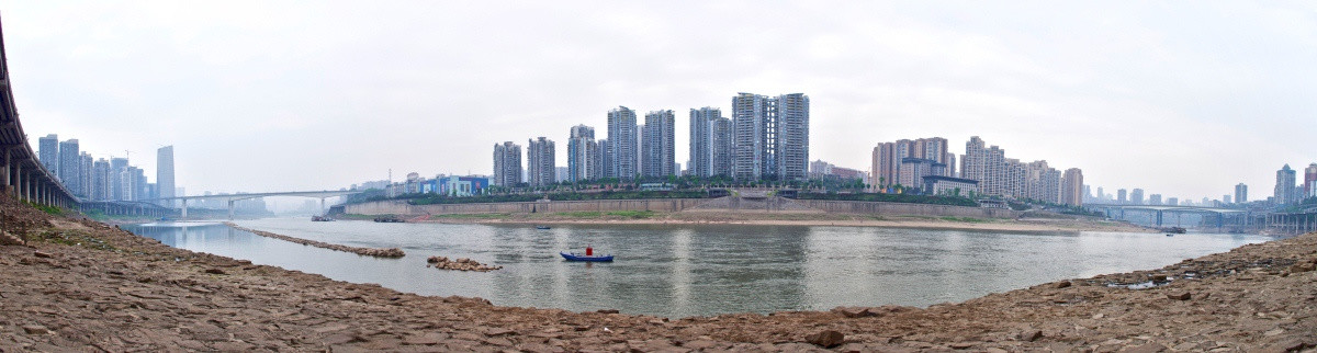 枯水期的重庆嘉陵江