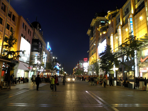北京王府井大街夜景