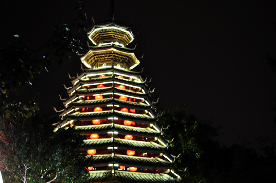 贵州侗族鼓楼夜景 塔楼