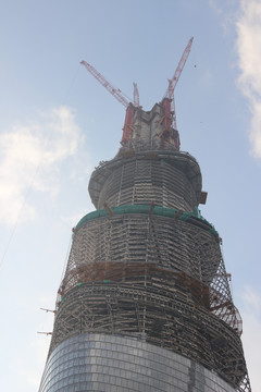 上海中心建造中