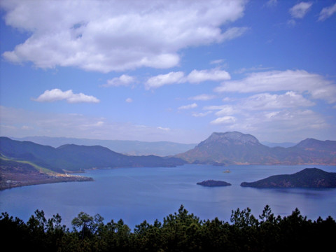 泸沽湖风光