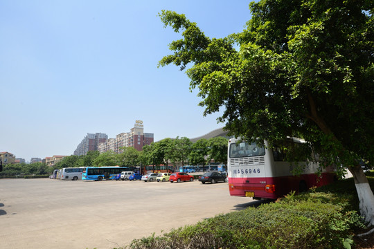 樂(lè)山肖壩旅游車站
