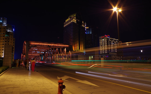 外白渡桥夜景