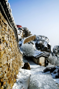 泰山雪景