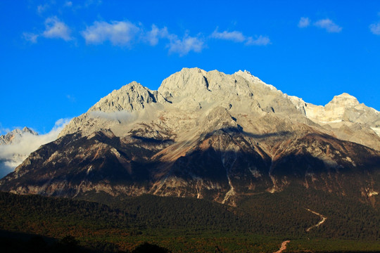 玉龙雪山