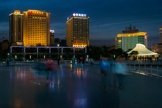 青海西宁市中心广场夜景