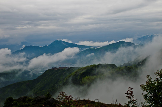 高山