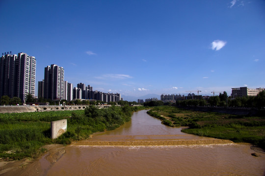 西安浐河两岸