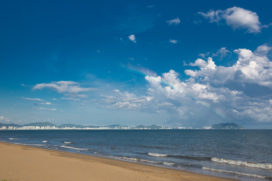 三亚湾海上彩虹