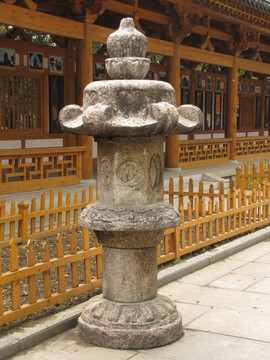 寒山寺石灯