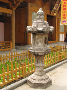 寒山寺石灯