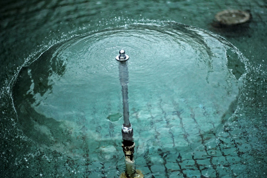 水 噴泉