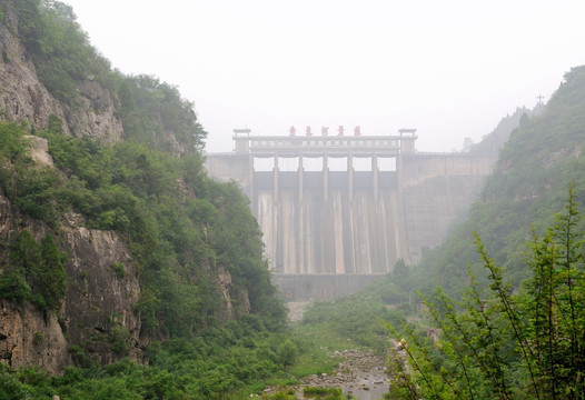 青天河景区大坝