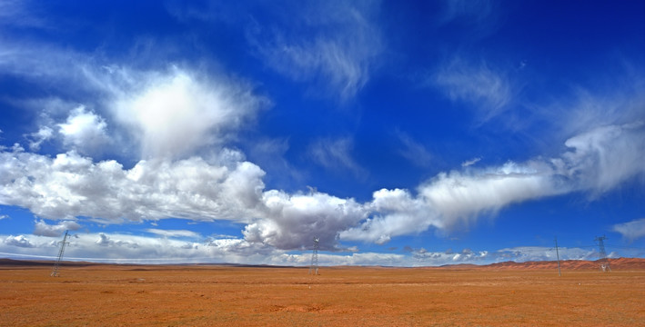 西藏蓝天白云
