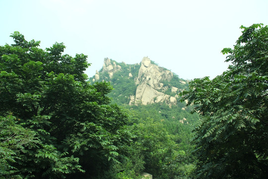 凤凰岭景区石山