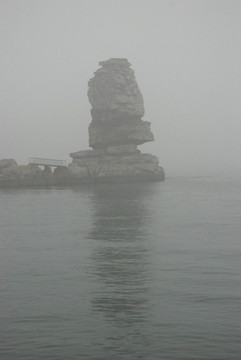 长岛 海上岛屿 海面 雾锁海上