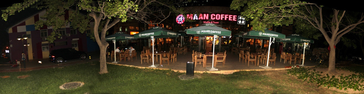 maan coffee 夜景