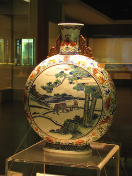 天津博物馆馆藏瓷器