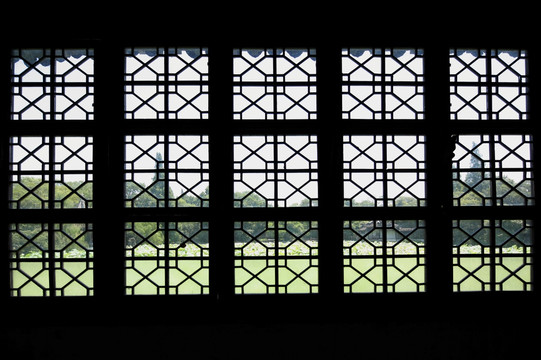 菱月湖古代窗户