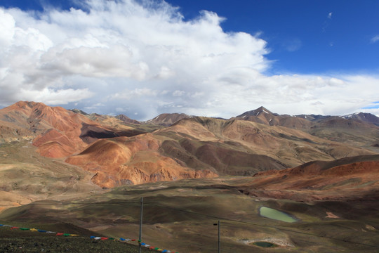 札达五彩山