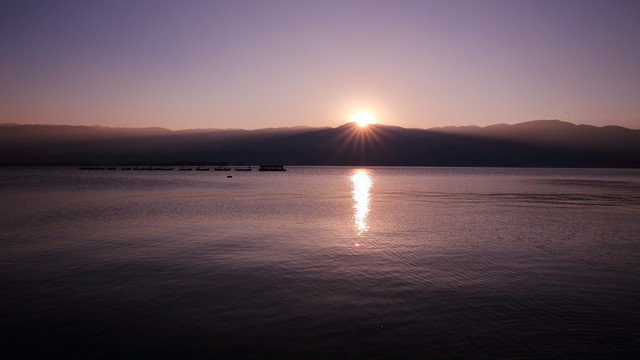 邛海晨曦