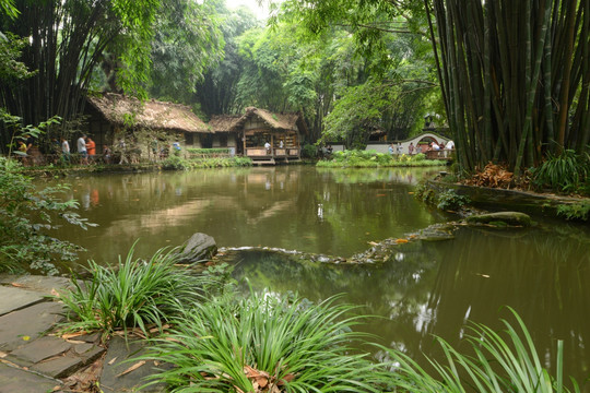 杜甫草堂茅屋池塘