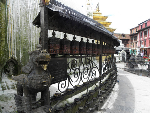 尼泊尔 加德满都猴庙 转经筒