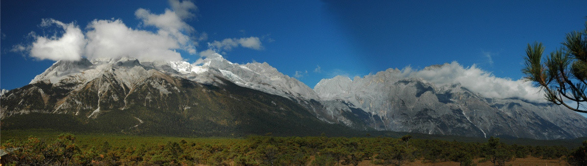 丽江玉龙雪山全景