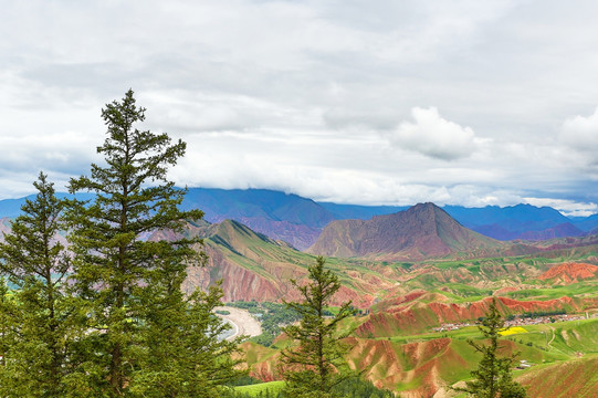 青海祁连山卓尔山风景