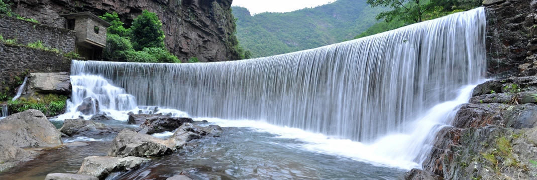 瀑布全景图