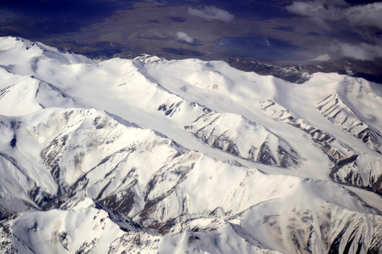 祁连山的雪峰