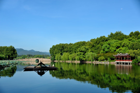 杭州 西湖 西泠桥  早晨