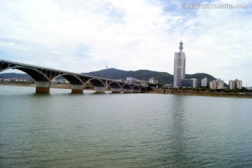 長(zhǎng)沙湘江大橋