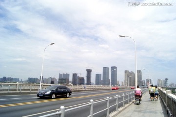 長(zhǎng)沙湘江大橋