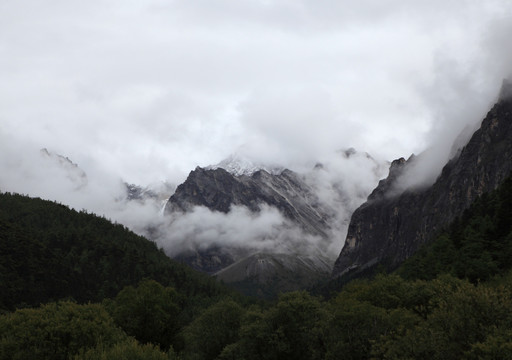 稻城三神山