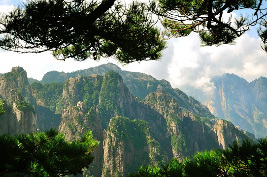 黃山奇峰