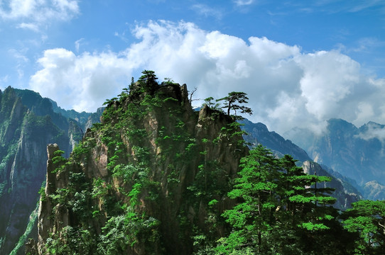 黄山奇峰